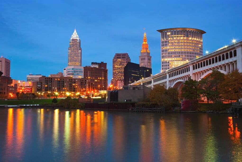 Apartament Trendy In Tremont, Cle Cleveland Zewnętrze zdjęcie